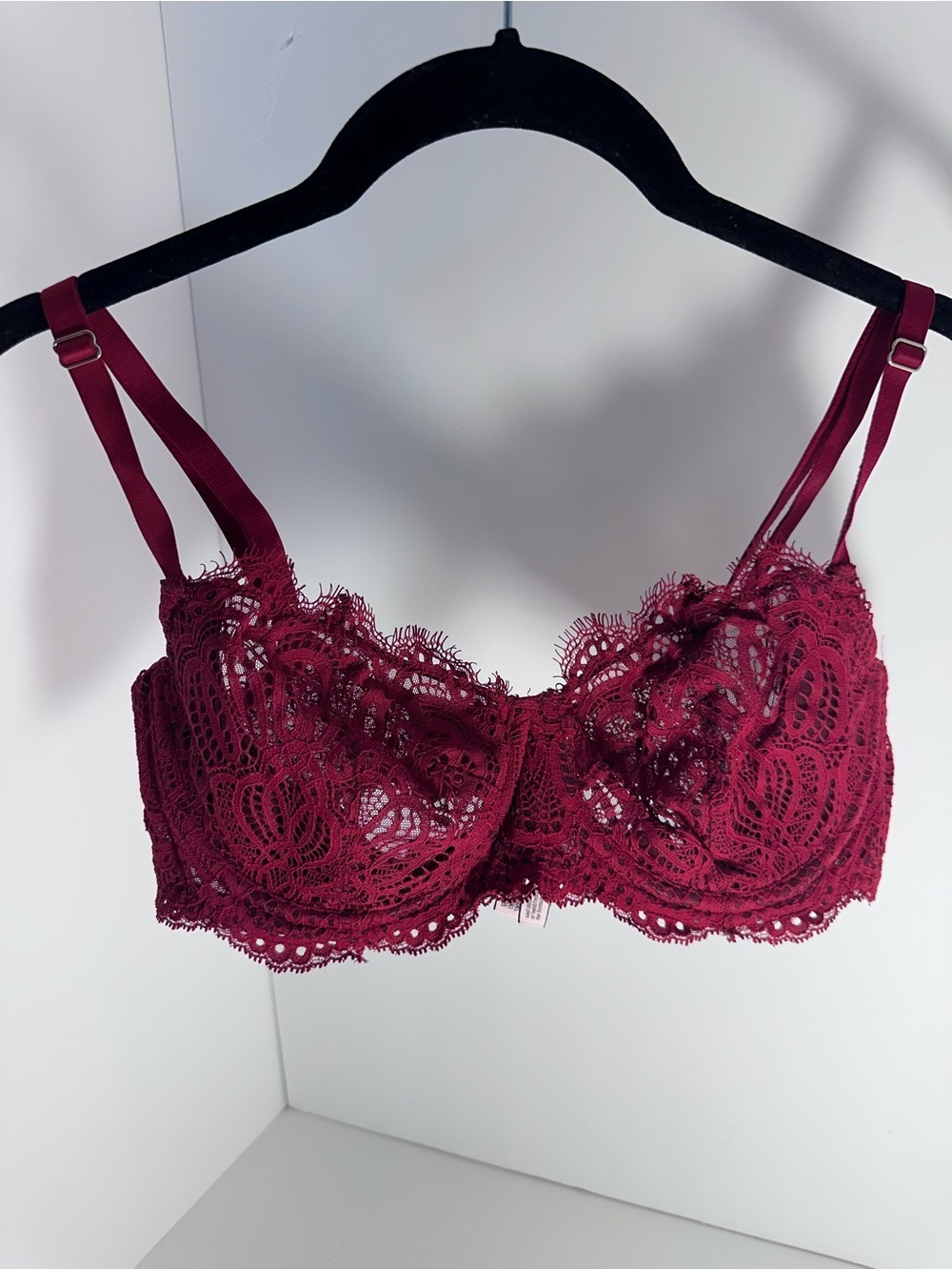 Victoria's Secret Burgundy Lace Underwire Bra